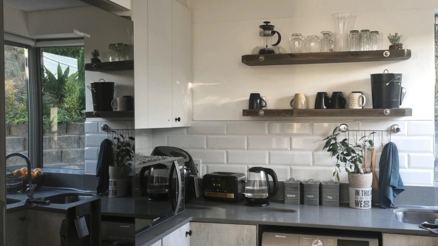 2 Bedroom Property for Sale in Island View Western Cape